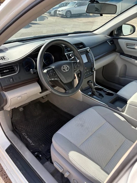 2016 Toyota Camry 7th Gen - Image 9 of 19