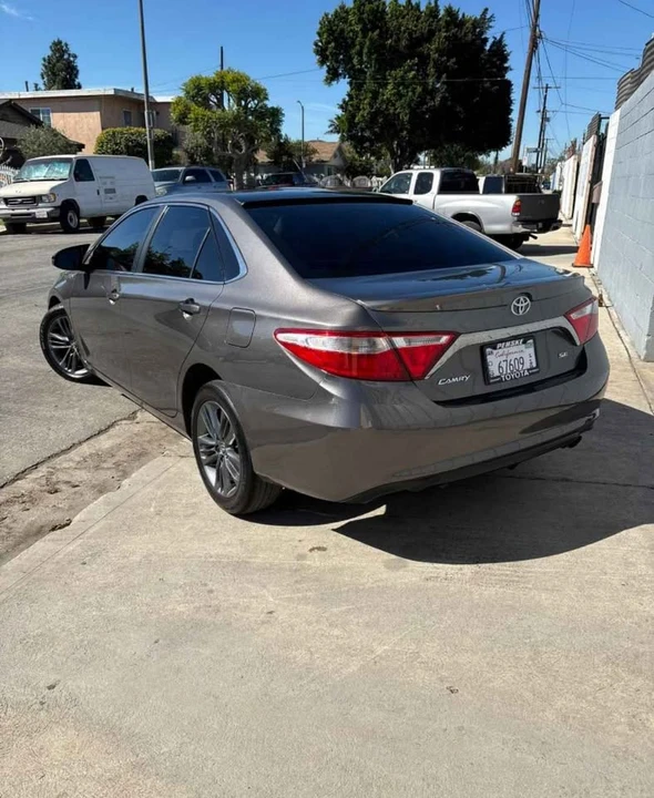 2016 Toyota Camry 7th Gen - Image 5 of 8