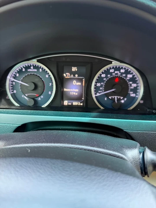 2016 Toyota Camry 7th Gen - Image 6 of 13