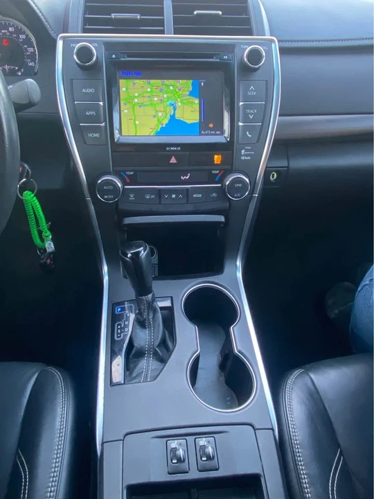 2016 Toyota Camry 7th Gen - Image 11 of 12