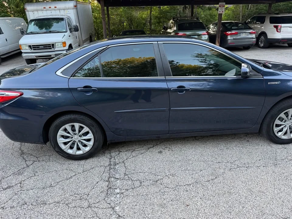 2016 Toyota Camry 7th Gen - Image 8 of 11