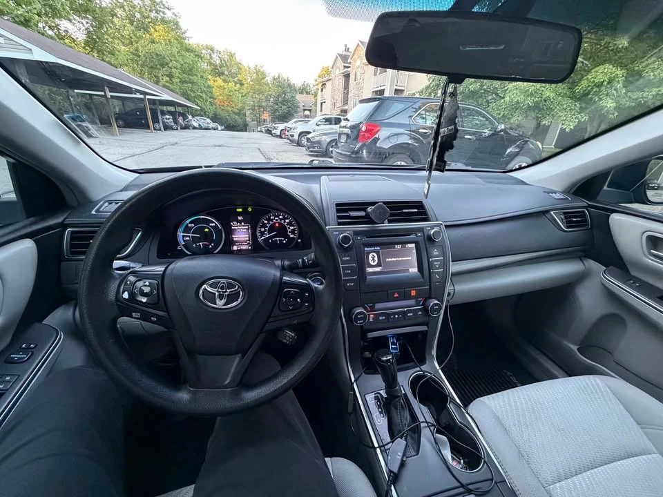 2016 Toyota Camry 7th Gen - Image 4 of 11