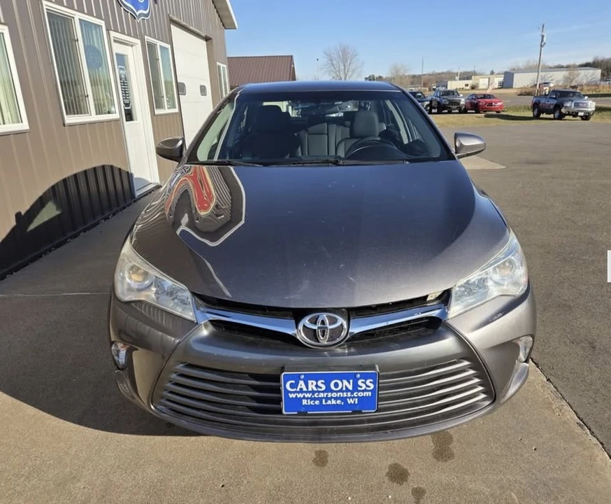 2016 Toyota Camry 7th Gen - Image 3 of 15