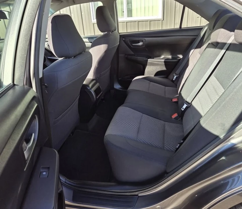 2016 Toyota Camry 7th Gen - Image 8 of 15