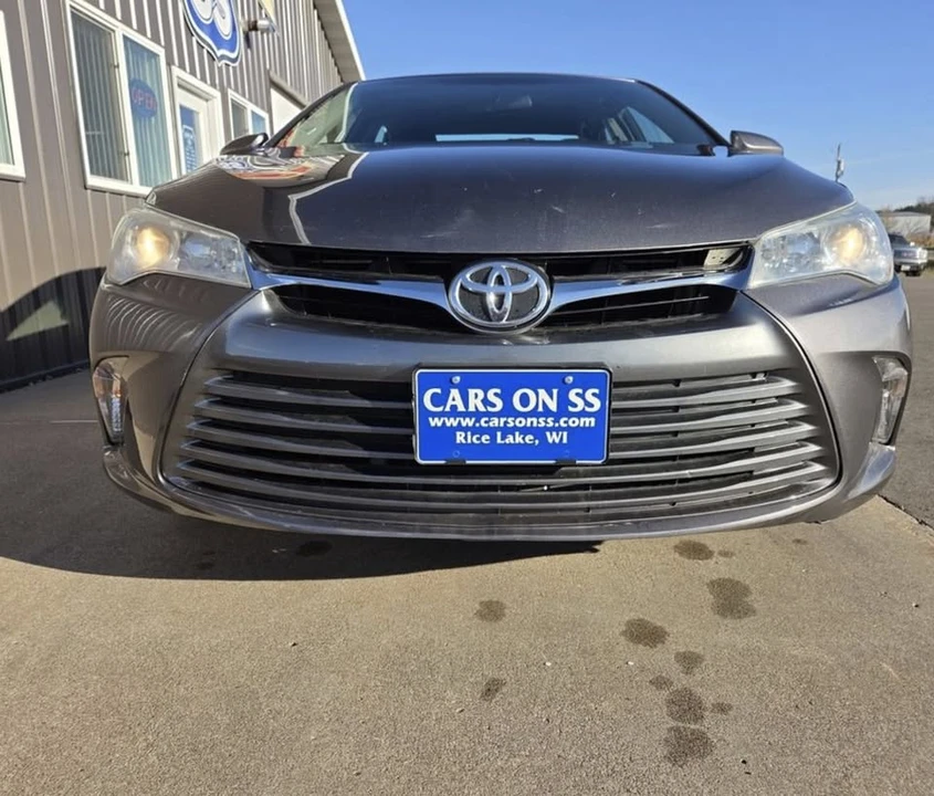 2016 Toyota Camry 7th Gen - Image 5 of 15