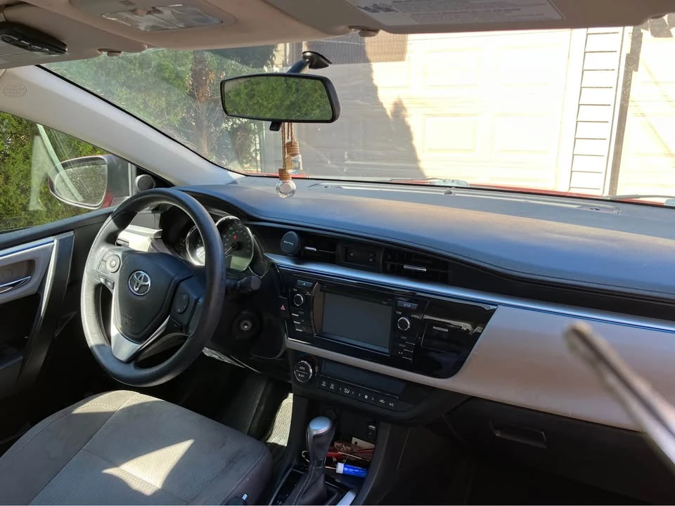 2016 Toyota Corolla 11th Gen - Image 5 of 5