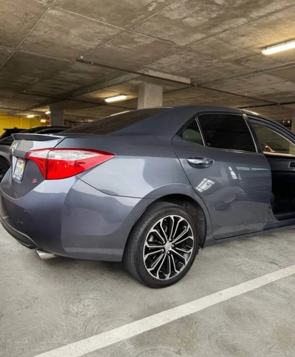 2016 Toyota Corolla 11th Gen - Image 2 of 9