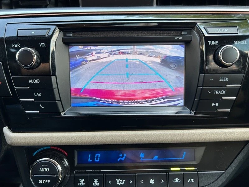 2016 Toyota Corolla 11th Gen - Image 10 of 15