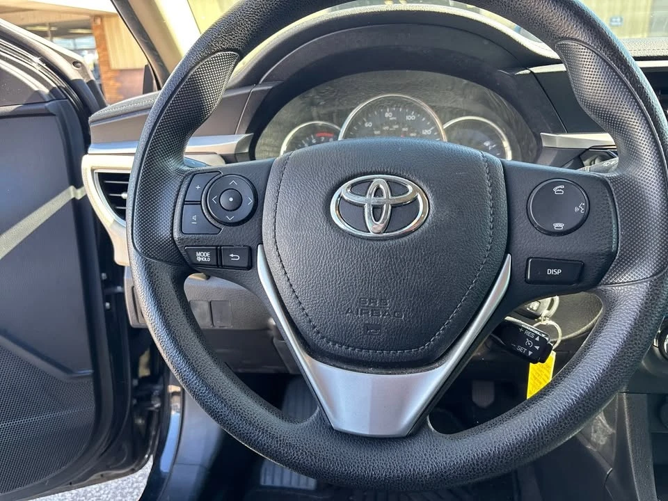 2016 Toyota Corolla 11th Gen - Image 12 of 17