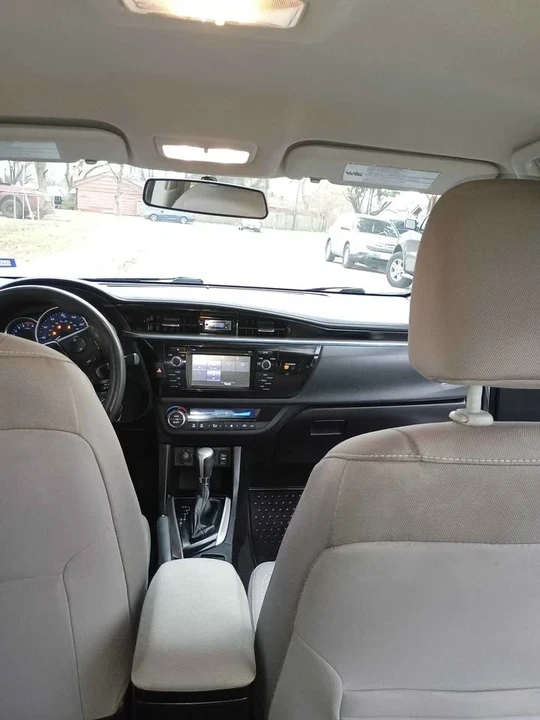 2016 Toyota Corolla 11th Gen - Image 9 of 10