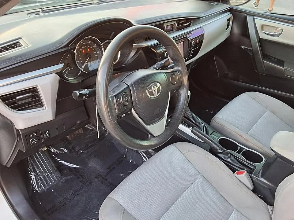 2016 Toyota Corolla 11th Gen - Image 9 of 17