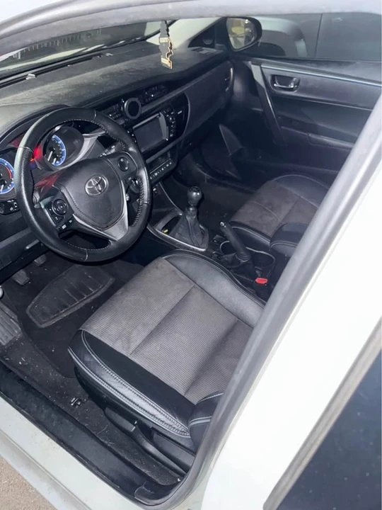 2016 Toyota Corolla 12th Gen - Image 2 of 7