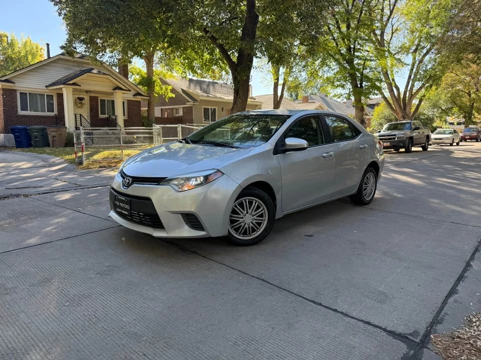 2016 Toyota Corolla 11th Gen - Image 3 of 9