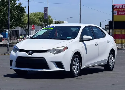 2016 Toyota Corolla 11th Gen - Image 4 of 18