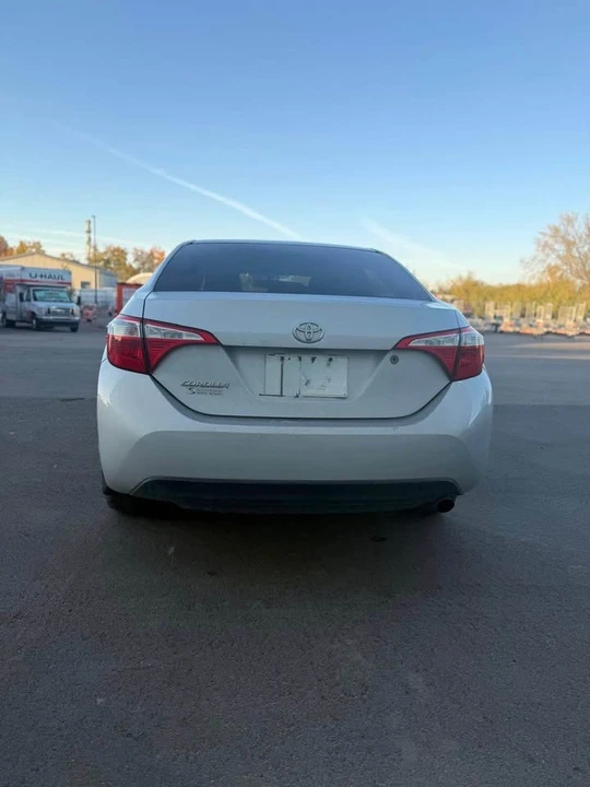 2016 Toyota Corolla 11th Gen - Image 7 of 12