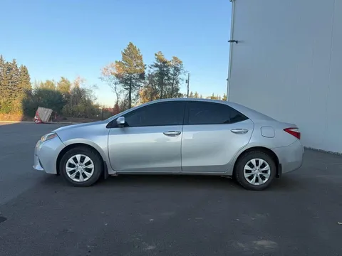 2016 Toyota Corolla 11th Gen - Image 4 of 12