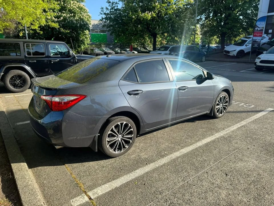 2016 Toyota Corolla 11th Gen - Image 3 of 13