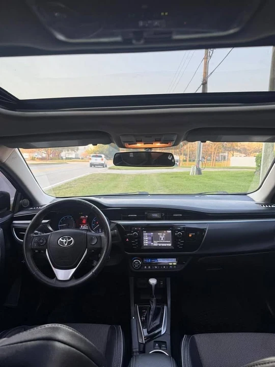 2016 Toyota Corolla 11th Gen - Image 11 of 19