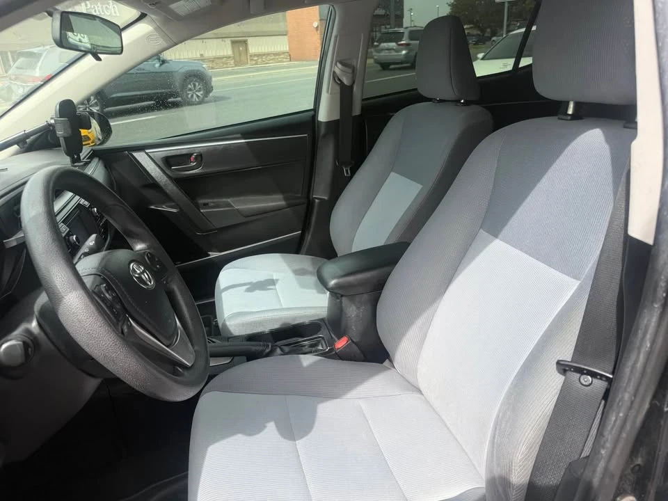 2016 Toyota Corolla 11th Gen - Image 8 of 9