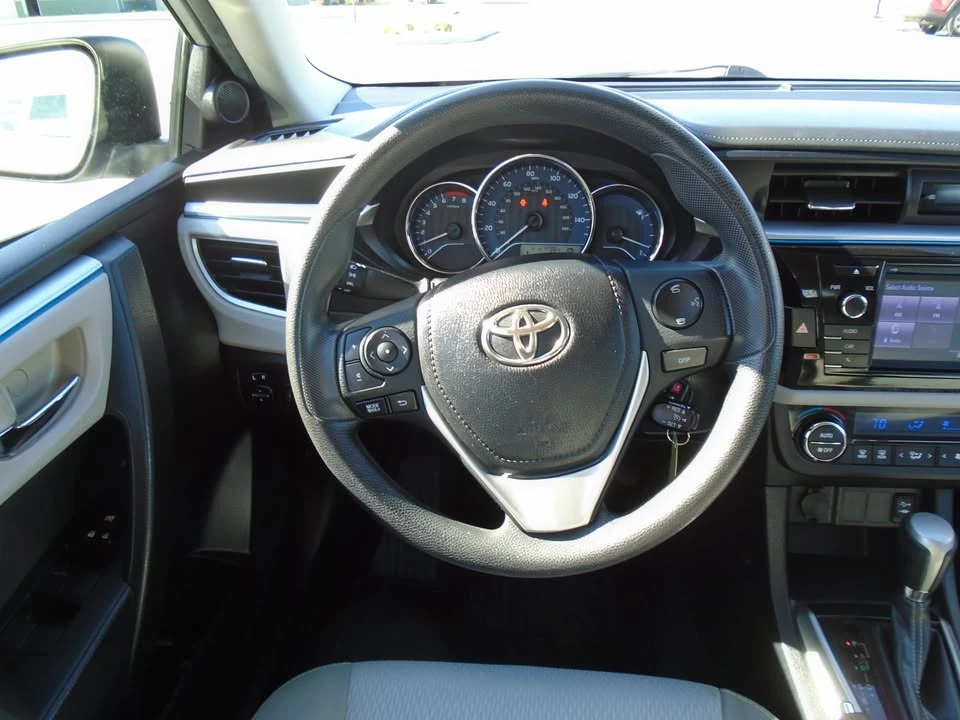 2016 Toyota Corolla 11th Gen - Image 11 of 18