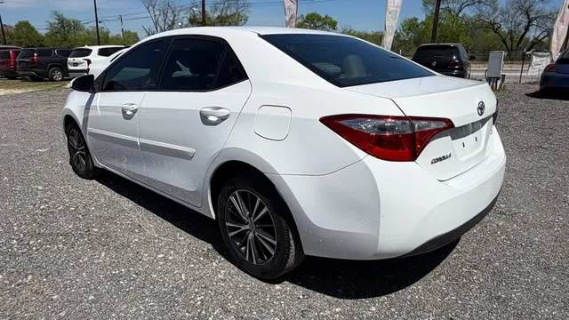 2016 Toyota Corolla 11th Gen - Image 4 of 14