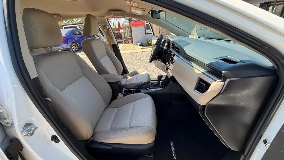 2016 Toyota Corolla 11th Gen - Image 11 of 14