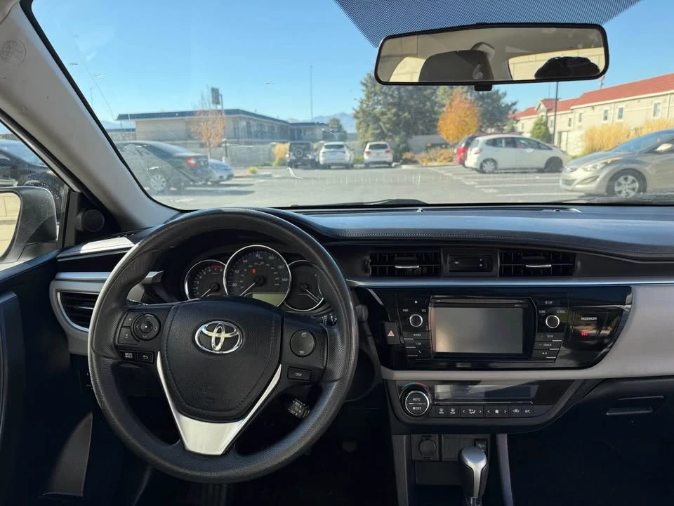 2016 Toyota Corolla 11th Gen - Image 2 of 13