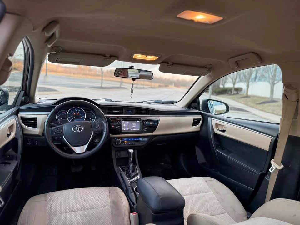 2016 Toyota Corolla 11th Gen - Image 9 of 16
