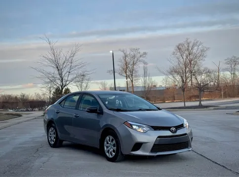2016 Toyota Corolla 11th Gen - Image 2 of 16