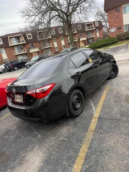 2016 Toyota Corolla 11th Gen - Image 5 of 15