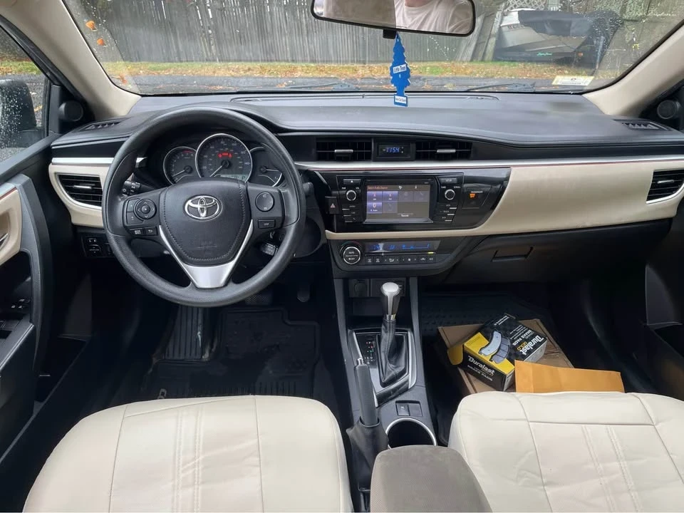 2016 Toyota Corolla 11th Gen - Image 6 of 9