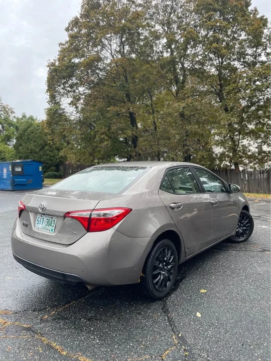 2016 Toyota Corolla 11th Gen - Image 4 of 9