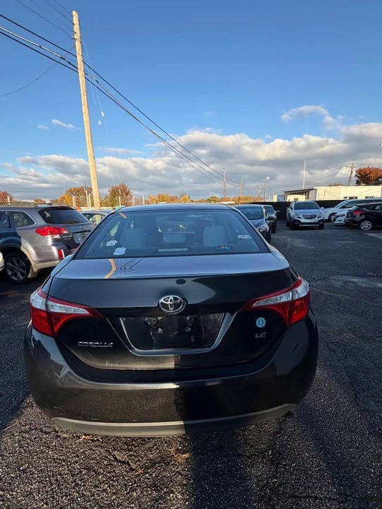 2016 Toyota Corolla 11th Gen - Image 8 of 17