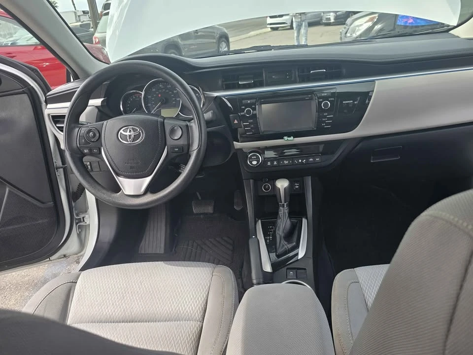 2016 Toyota Corolla 11th Gen - Image 3 of 8