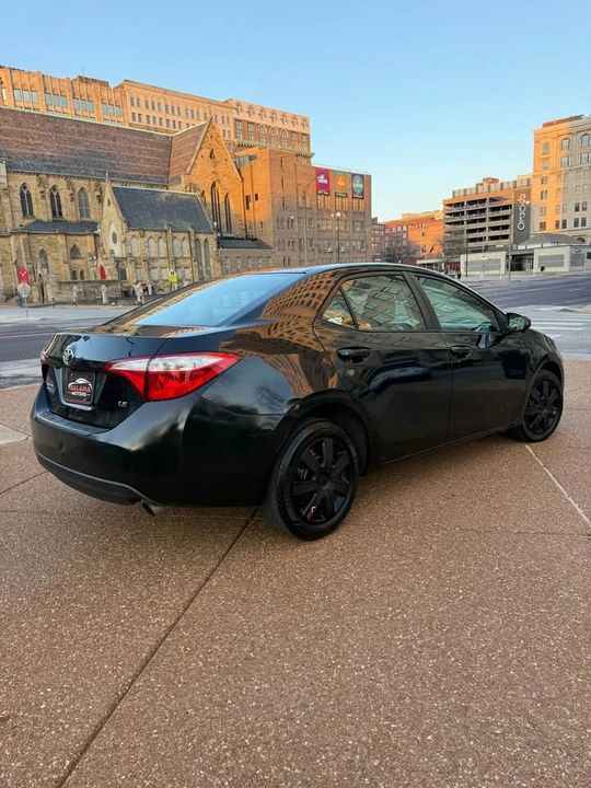 2016 Toyota Corolla 11th Gen - Image 3 of 9