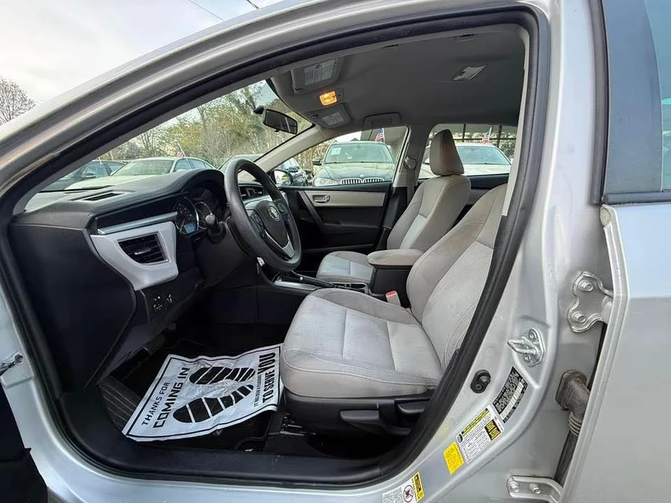 2016 Toyota Corolla 11th Gen - Image 8 of 18