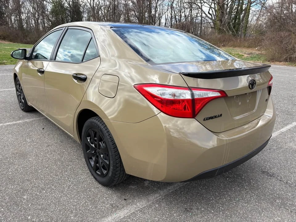 2016 Toyota Corolla 11th Gen - Image 5 of 11