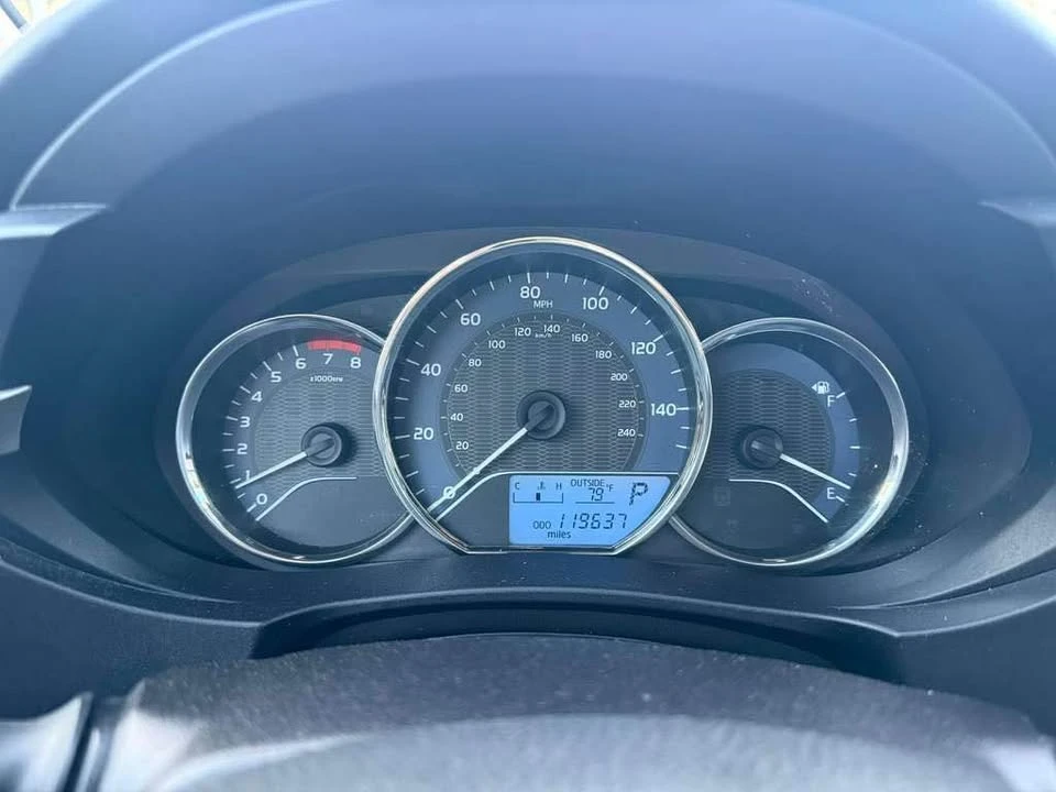 2016 Toyota Corolla 11th Gen - Image 14 of 18