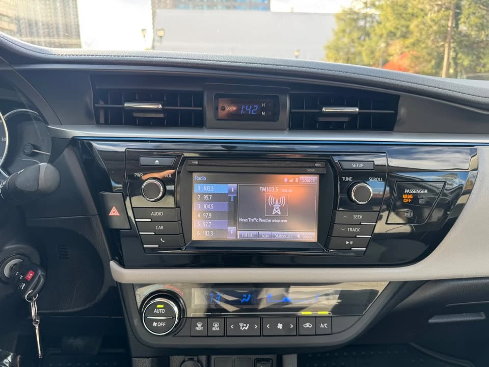 2016 Toyota Corolla 11th Gen - Image 18 of 20