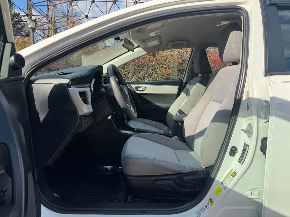 2016 Toyota Corolla 11th Gen - Image 14 of 20