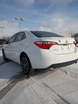2016 Toyota Corolla 11th Gen - Image 3 of 9
