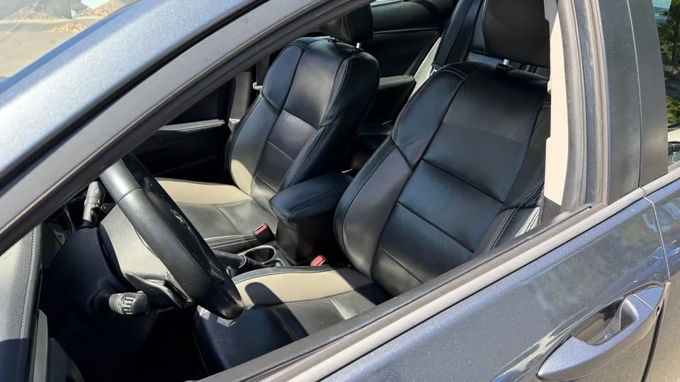 2016 Toyota Corolla 11th Gen - Image 10 of 12