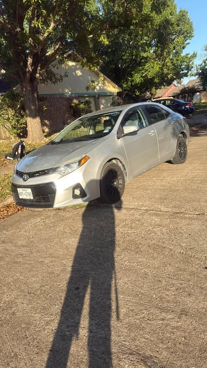 2016 Toyota Corolla 11th Gen - Image 2 of 8