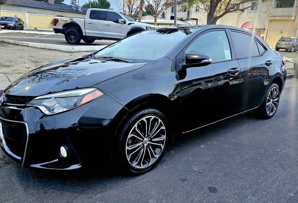 2016 Toyota Corolla 11th Gen - Image 11 of 19
