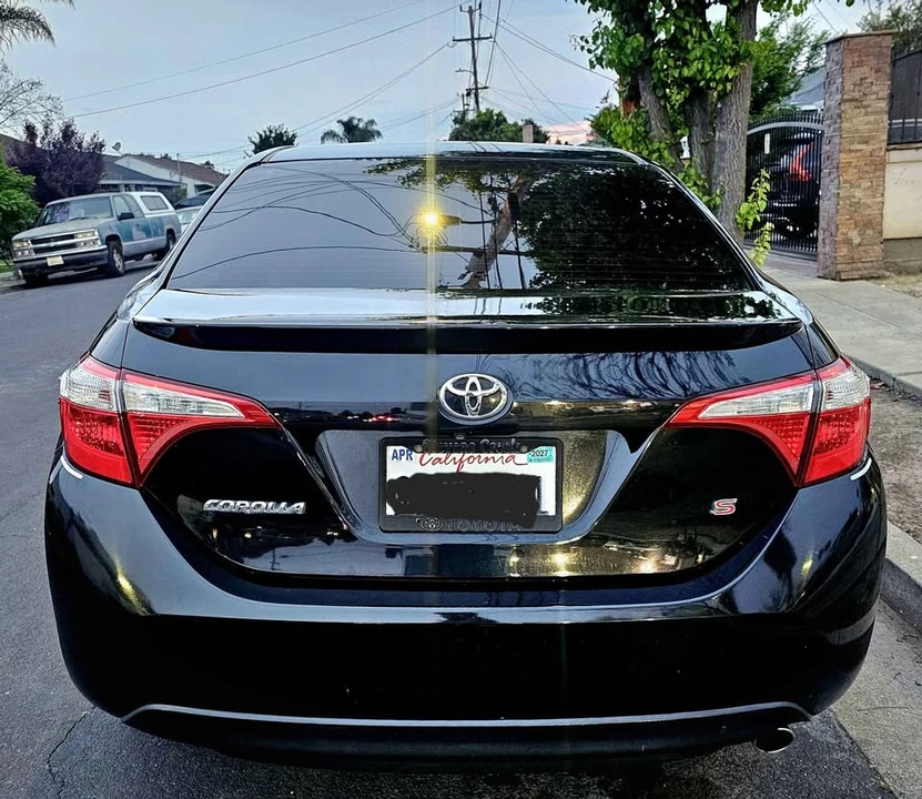 2016 Toyota Corolla 11th Gen - Image 10 of 19