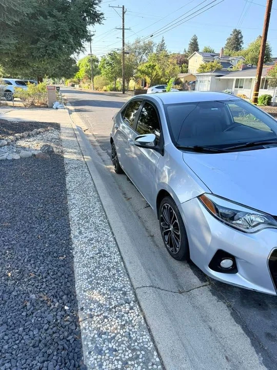 2016 Toyota Corolla 11th Gen - Image 2 of 6