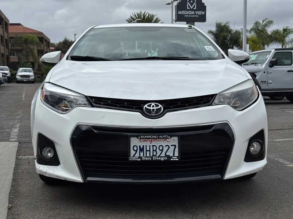 2016 Toyota Corolla 11th Gen - Image 3 of 16