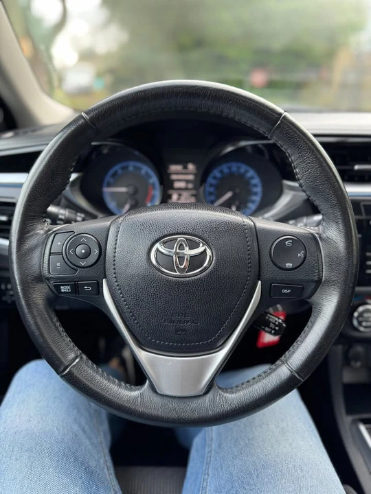 2016 Toyota Corolla 11th Gen - Image 13 of 20