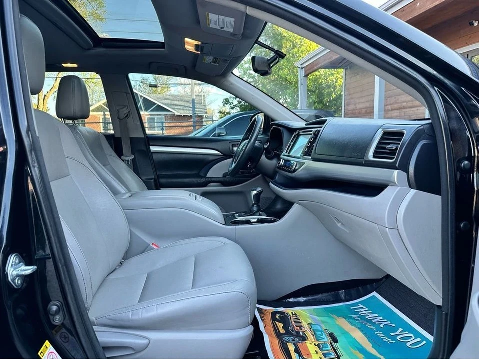 2016 Toyota Highlander - Image 12 of 20