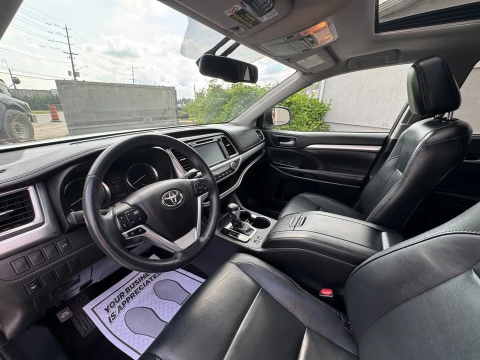 2016 Toyota Highlander - Image 8 of 20